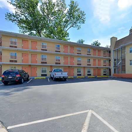 Americas Best Value Inn Media Philadelphia Eksteriør billede