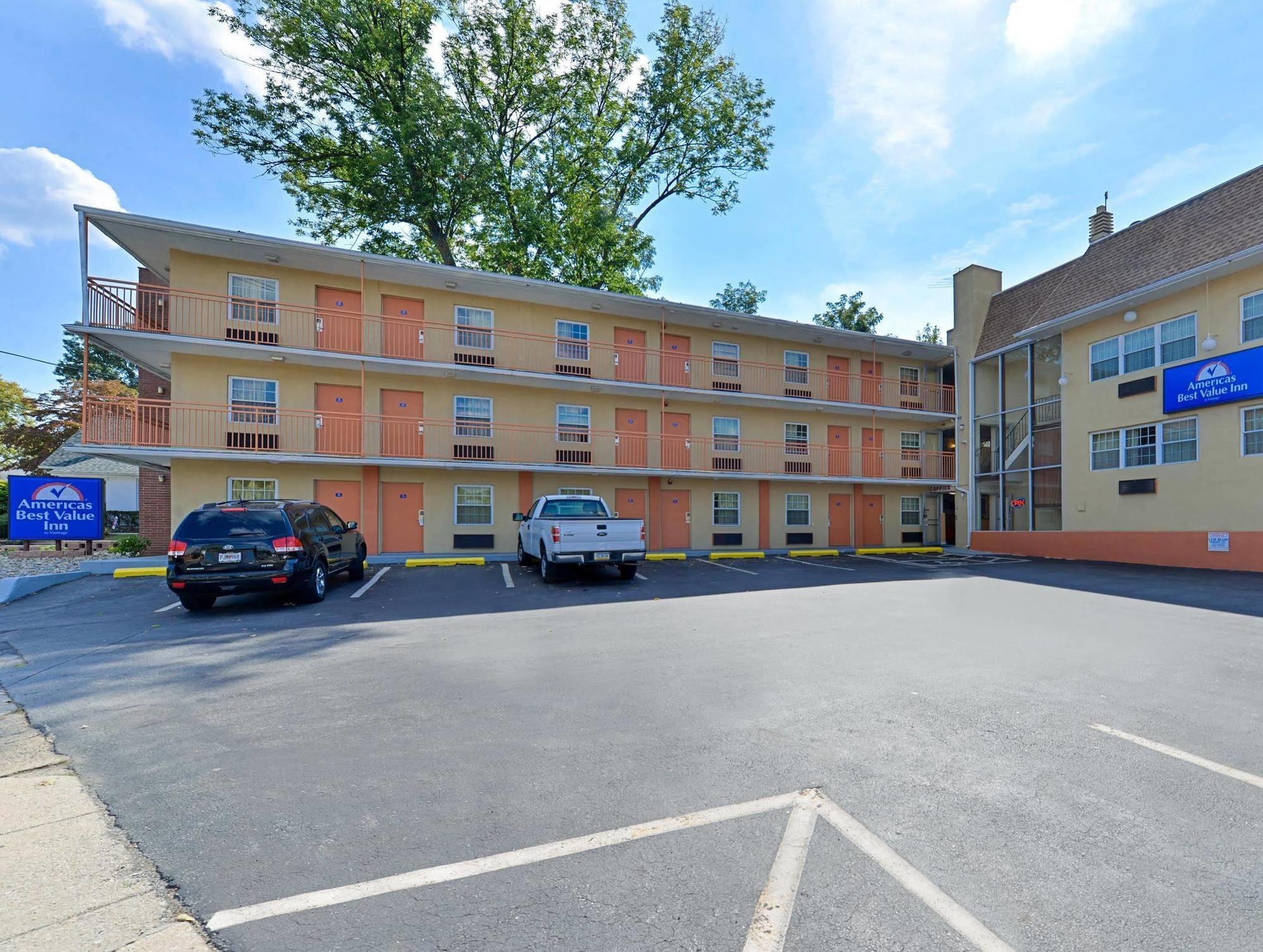 Americas Best Value Inn Media Philadelphia Eksteriør billede